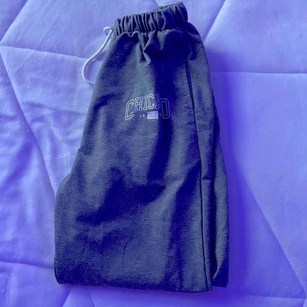 “CHICAGO” SWEATPANTS